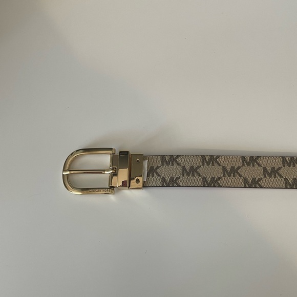 Michael Kors double sided belt - Picture 2 of 4